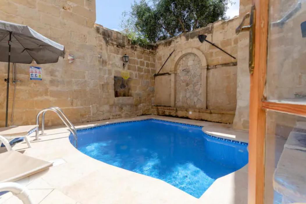 Ta' Frenc Farmhouse Villa Gharb  Bagian luar foto