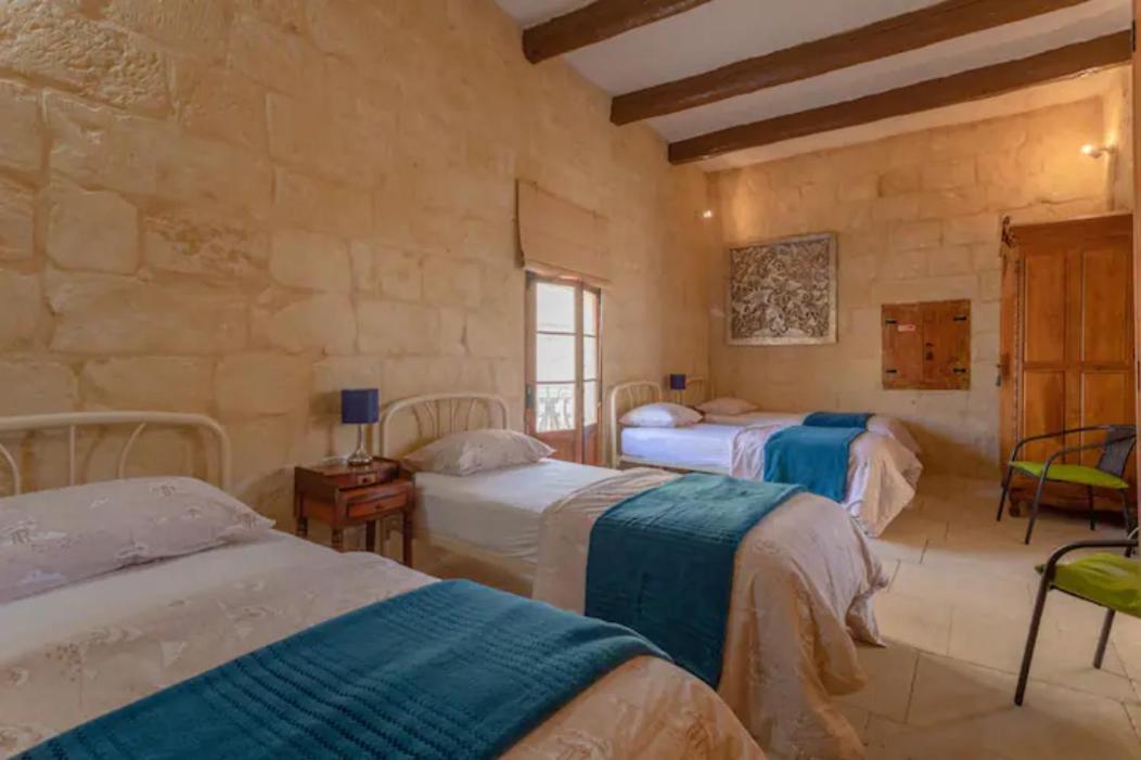 Ta' Frenc Farmhouse Villa Gharb  Bagian luar foto