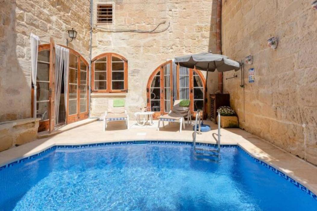 Ta' Frenc Farmhouse Villa Gharb  Bagian luar foto