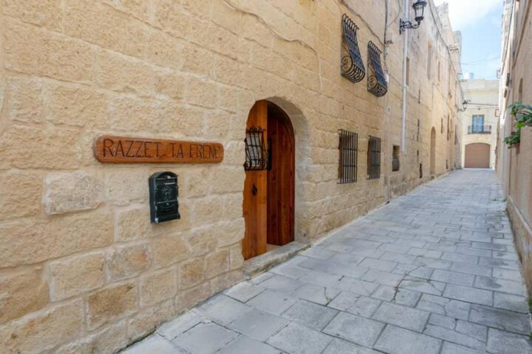 Ta' Frenc Farmhouse Villa Gharb  Bagian luar foto