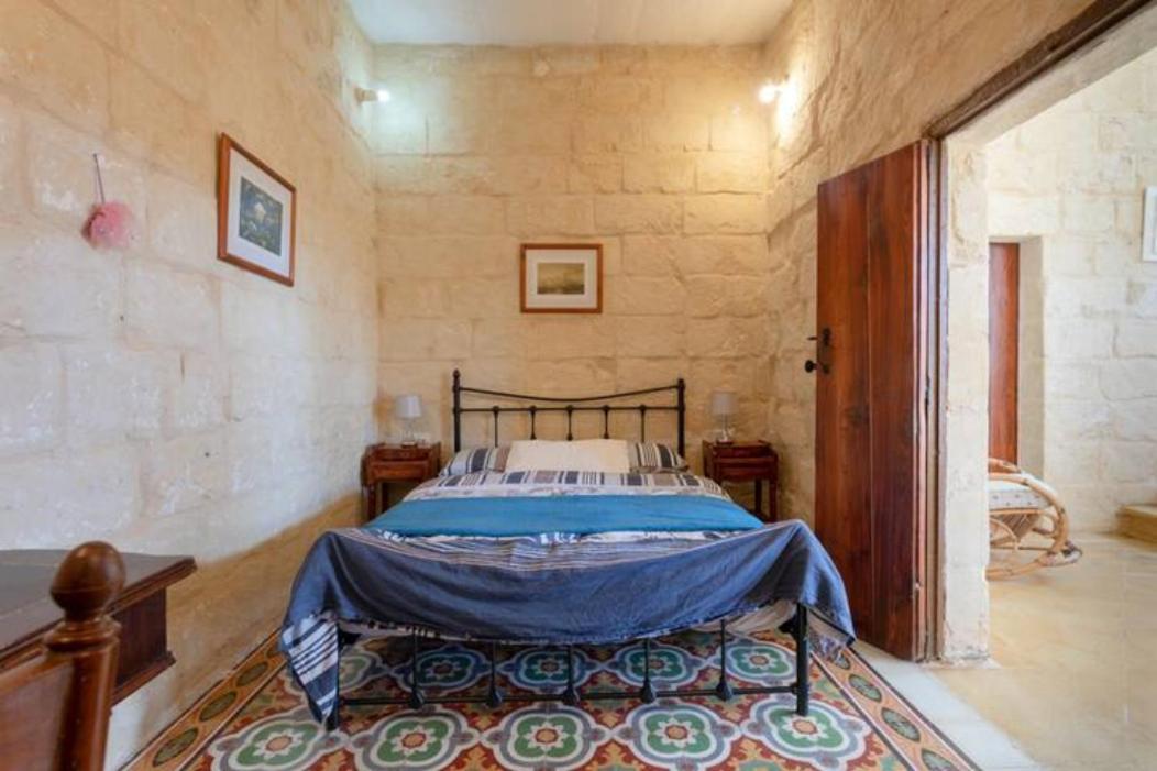 Ta' Frenc Farmhouse Villa Gharb  Bagian luar foto