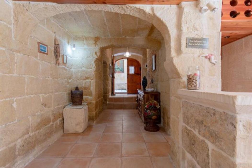 Ta' Frenc Farmhouse Villa Gharb  Bagian luar foto