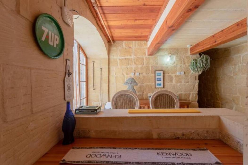 Ta' Frenc Farmhouse Villa Gharb  Bagian luar foto