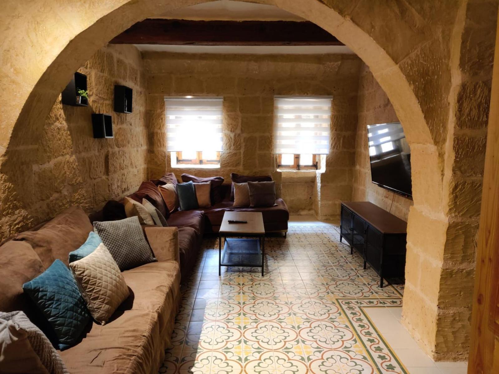 Ta' Frenc Farmhouse Villa Gharb  Bagian luar foto