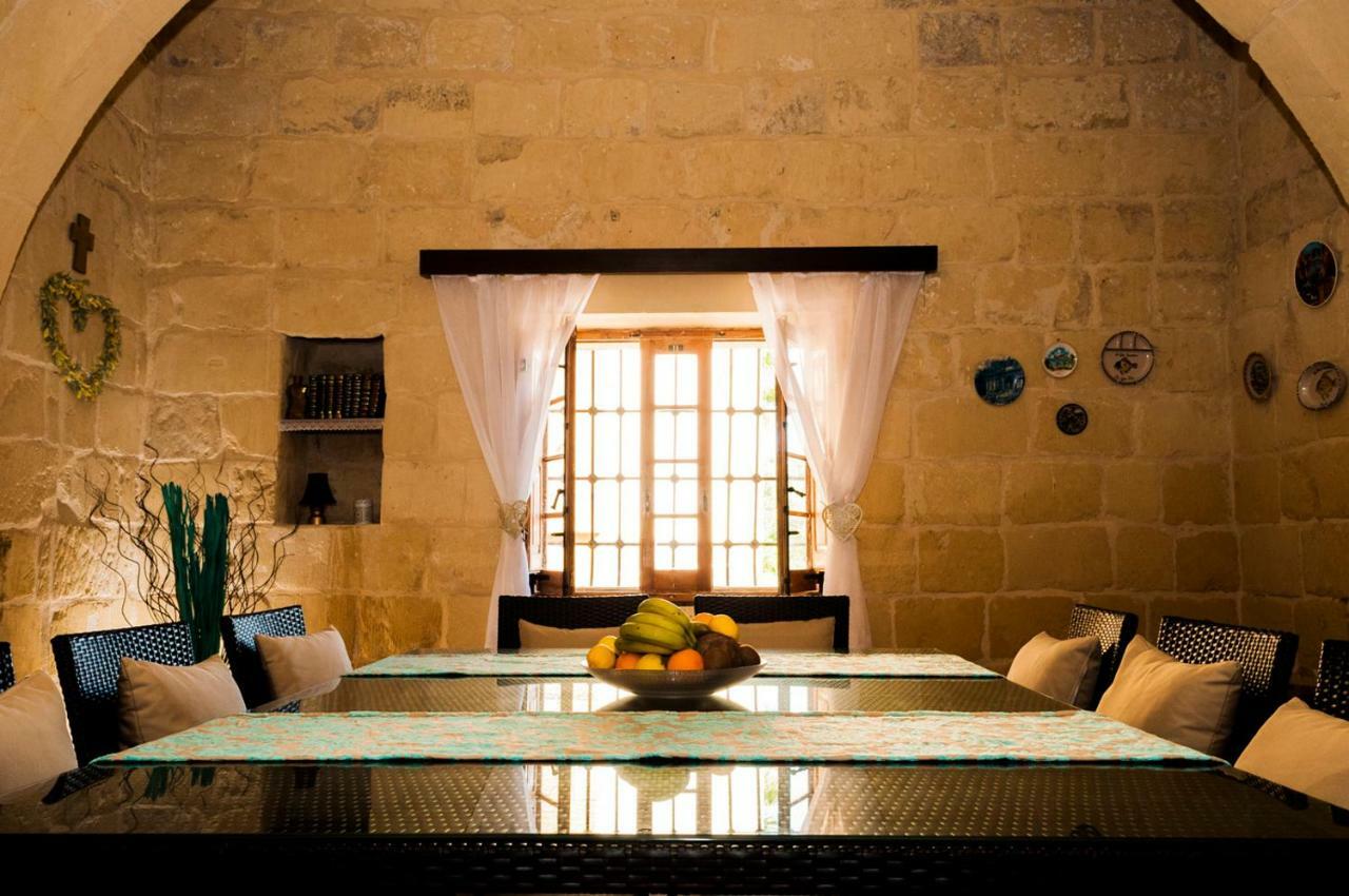 Ta' Frenc Farmhouse Villa Gharb  Bagian luar foto