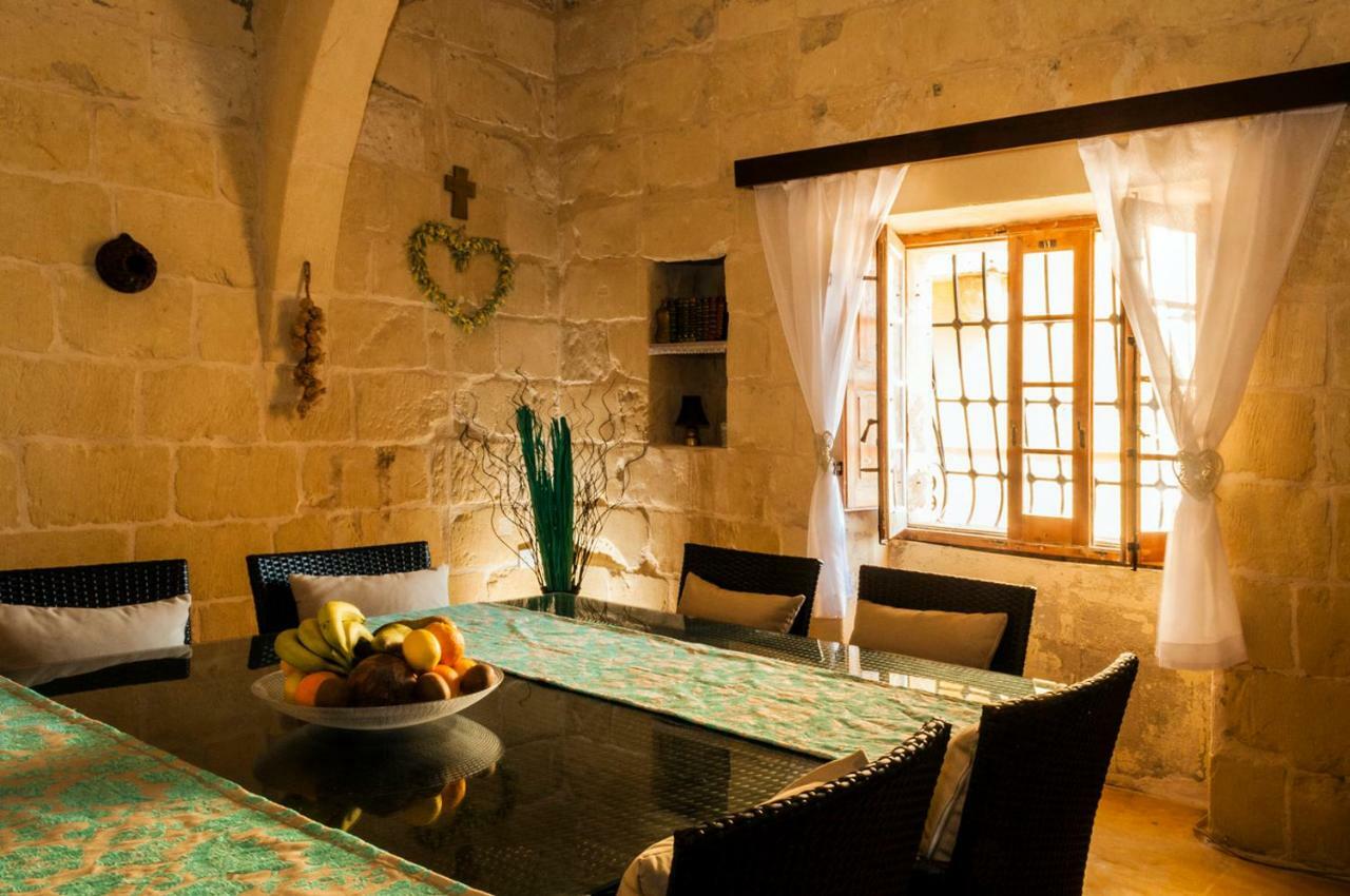 Ta' Frenc Farmhouse Villa Gharb  Bagian luar foto